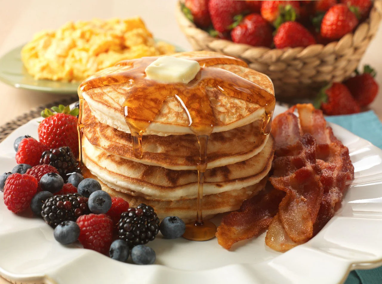 120 Serving Breakfast Bucket - 36 lbs. - Image 4