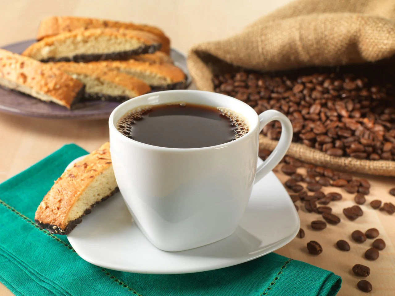 350 Serving Ground Coffee Bucket with French Press - Image 2