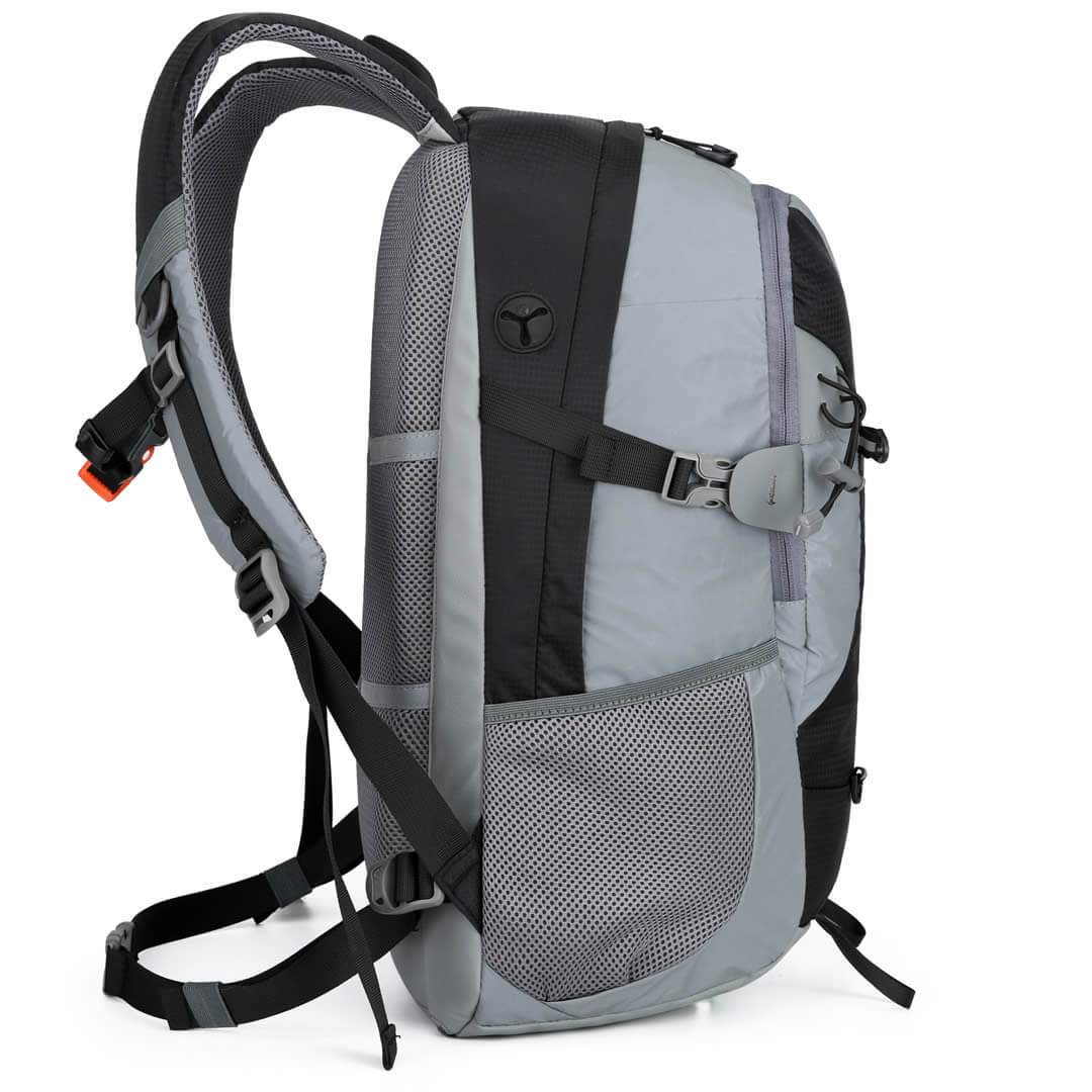 Black Reflective Commuter Bike Backpack | Riderbag Reflektor35 - Image 6