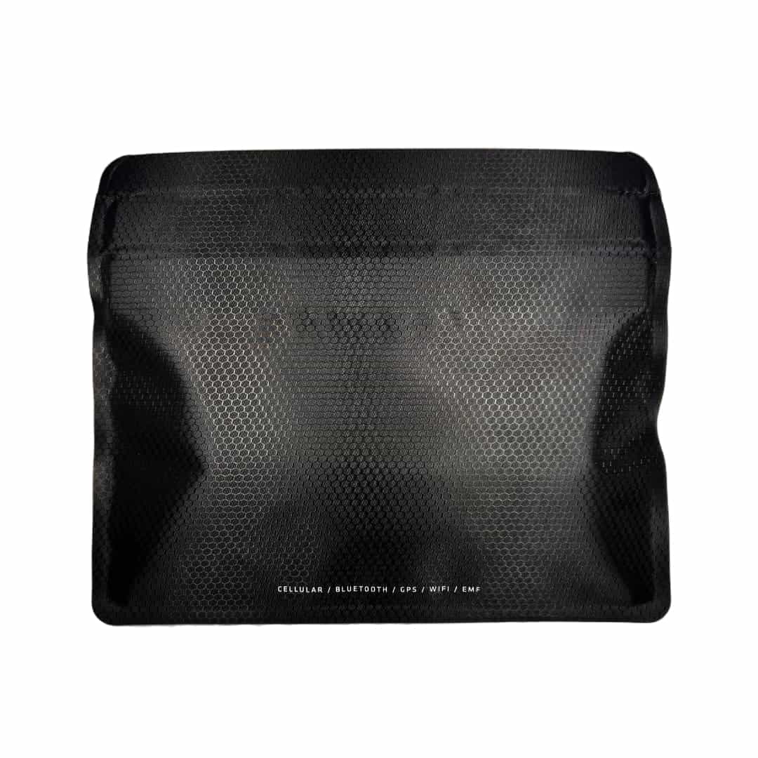 EscapeZone – Premium Mobile Faraday Bag - Image 5