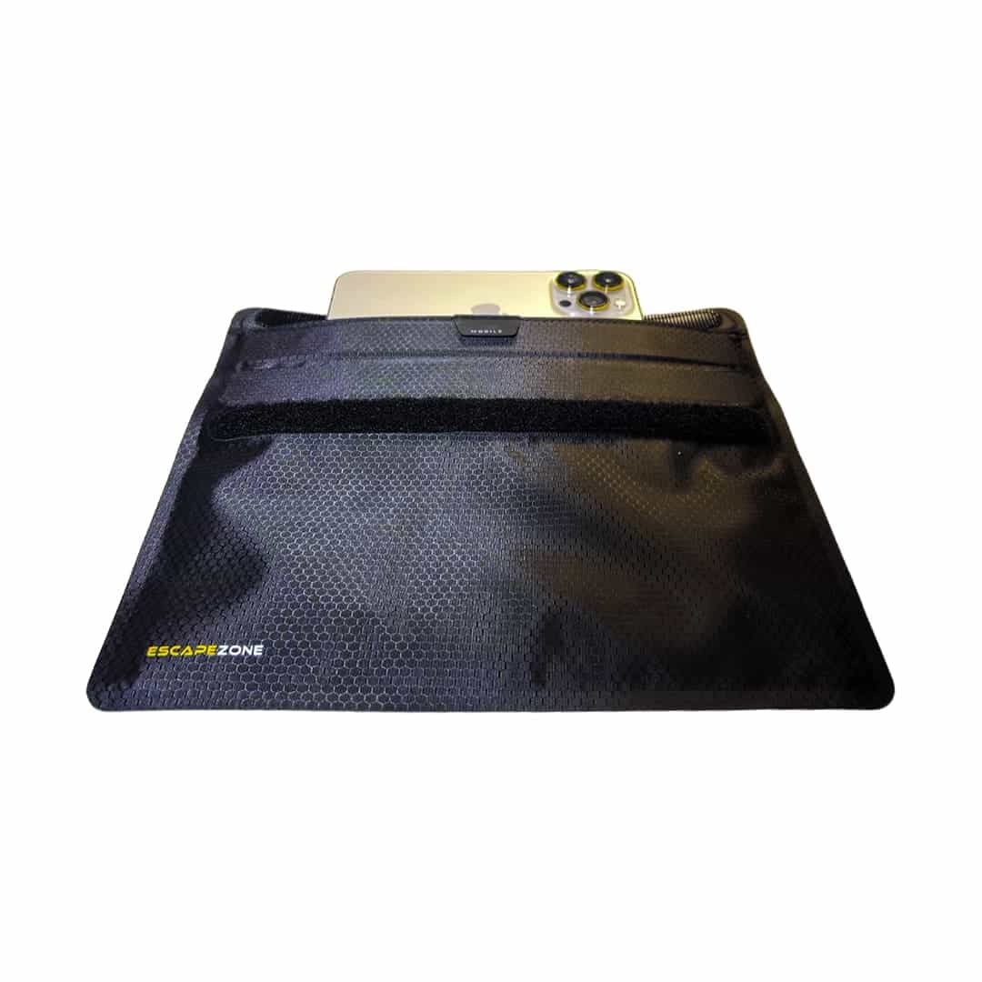 EscapeZone – Premium Mobile Faraday Bag - Image 7