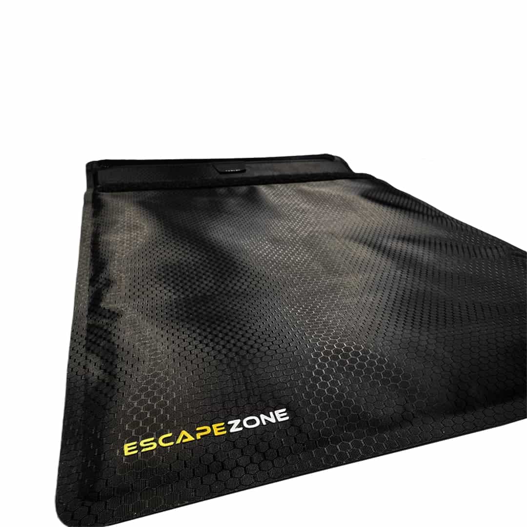 EscapeZone – Premium Tablet Faraday Bag - Image 6