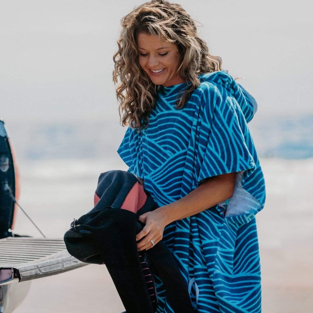 Mehana Changing Poncho - Image 13