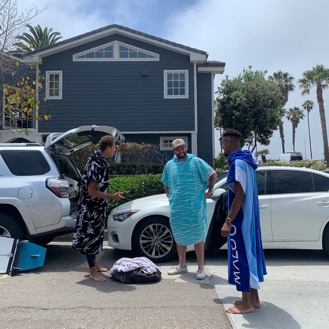 Mehana Changing Poncho - Image 8