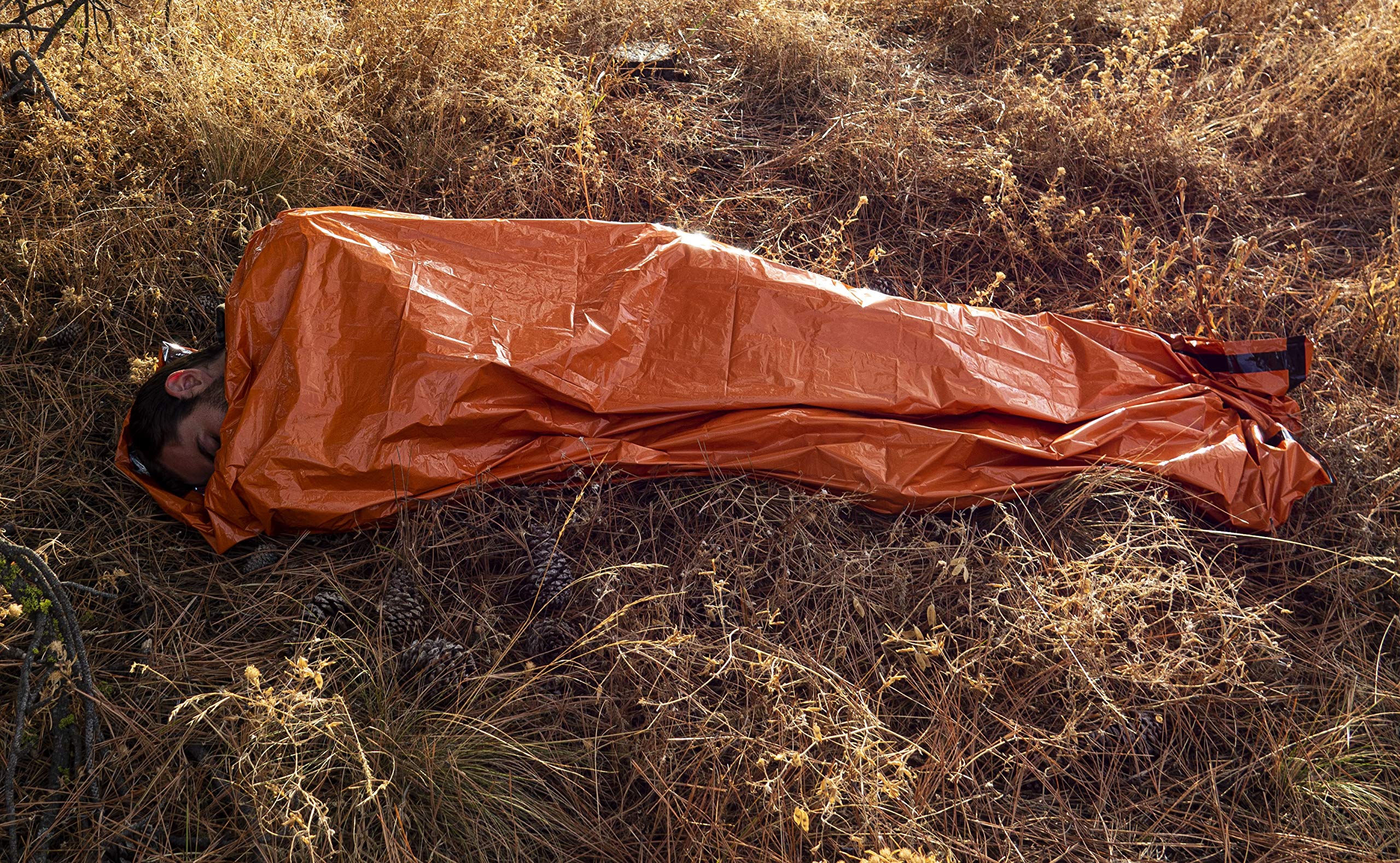 MekkaPro - SOS Bivy Sleeping Bag with Survival Whistle - Image 6