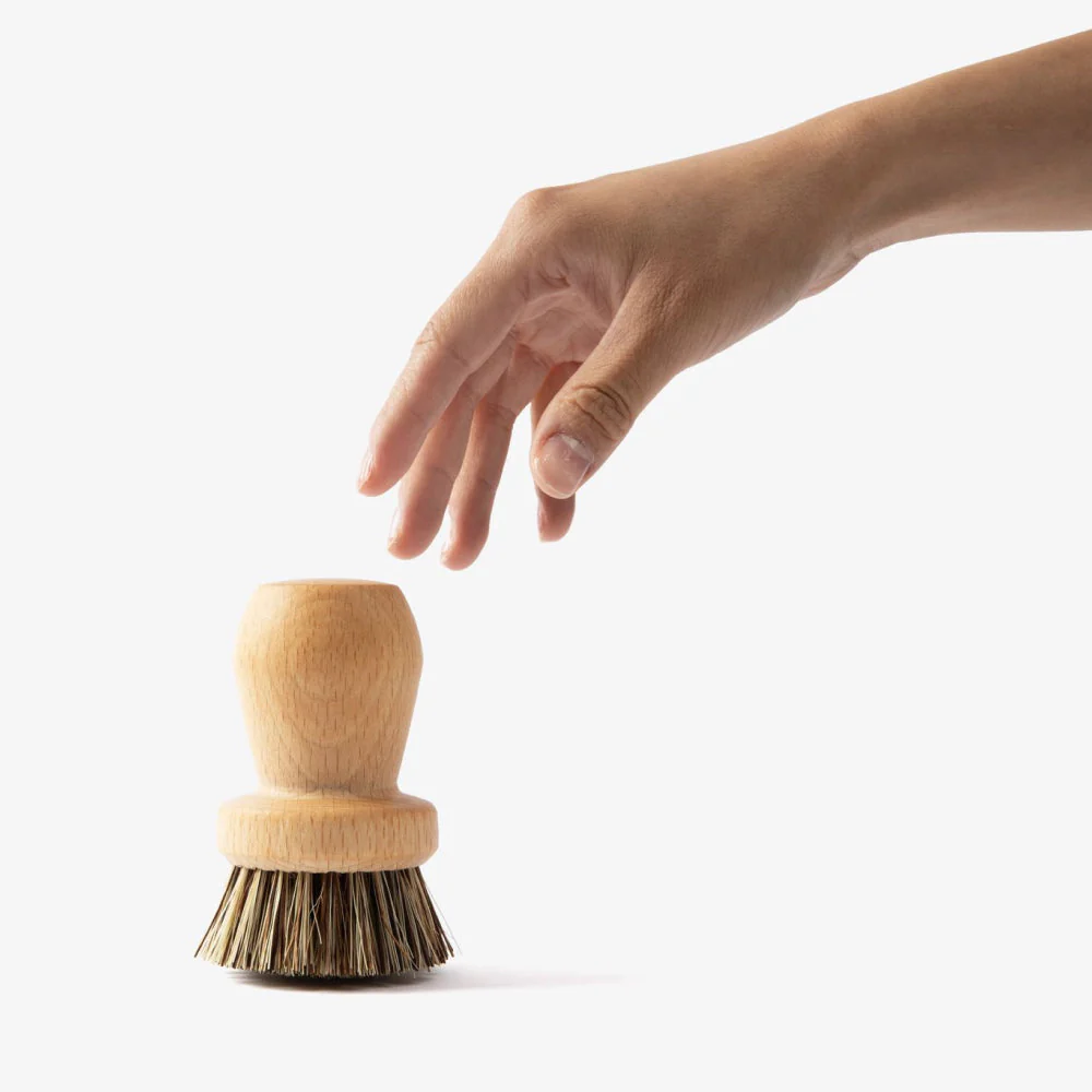 Natural Fiber Cleaning Brush - Image 3