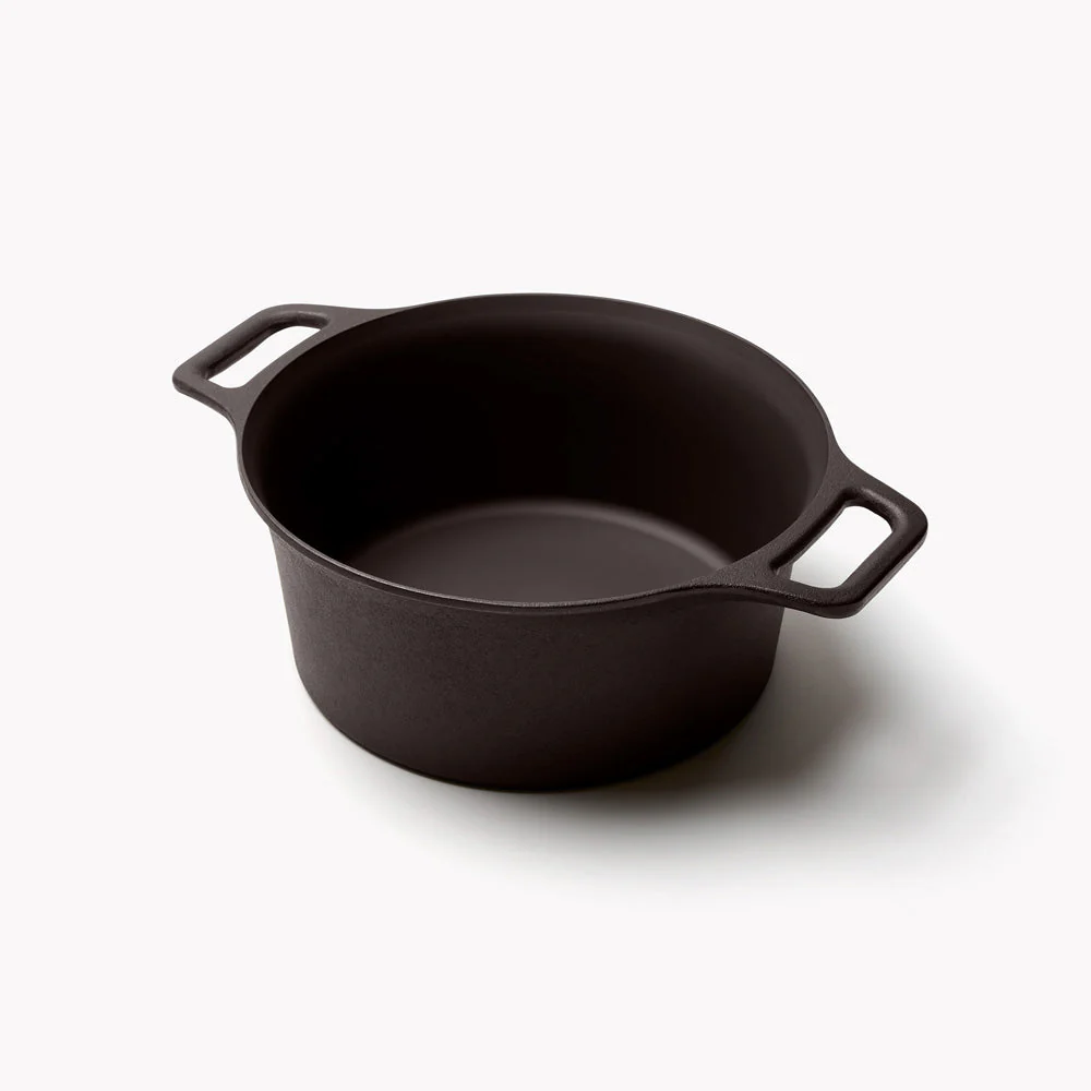 No.8 Cast Iron Dutch Oven - Image 3