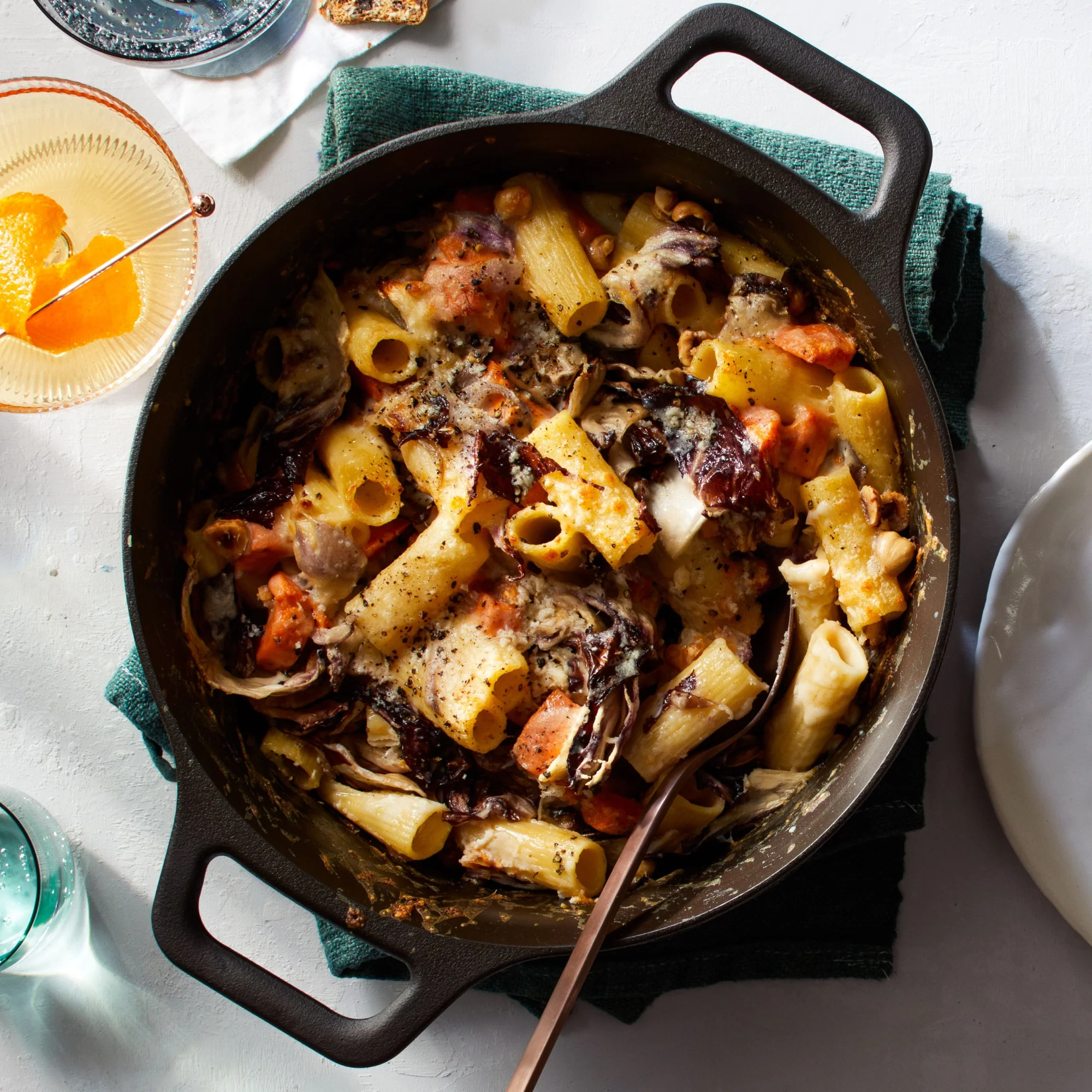 No.8 Cast Iron Dutch Oven - Image 5