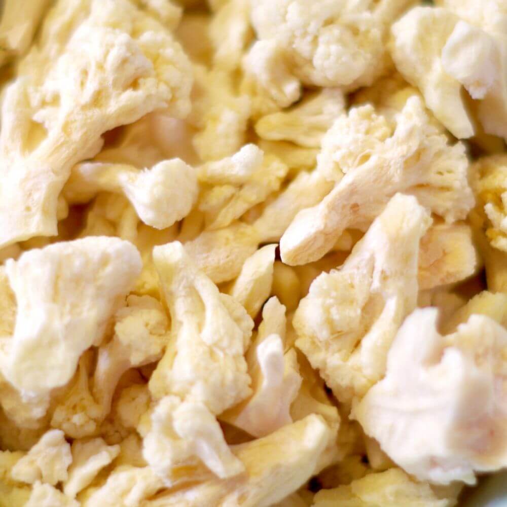 Rainy Day Foods Freeze-Dried Cauliflower Pearls 1 oz. #2.5 Can - 5 Servings - Image 3