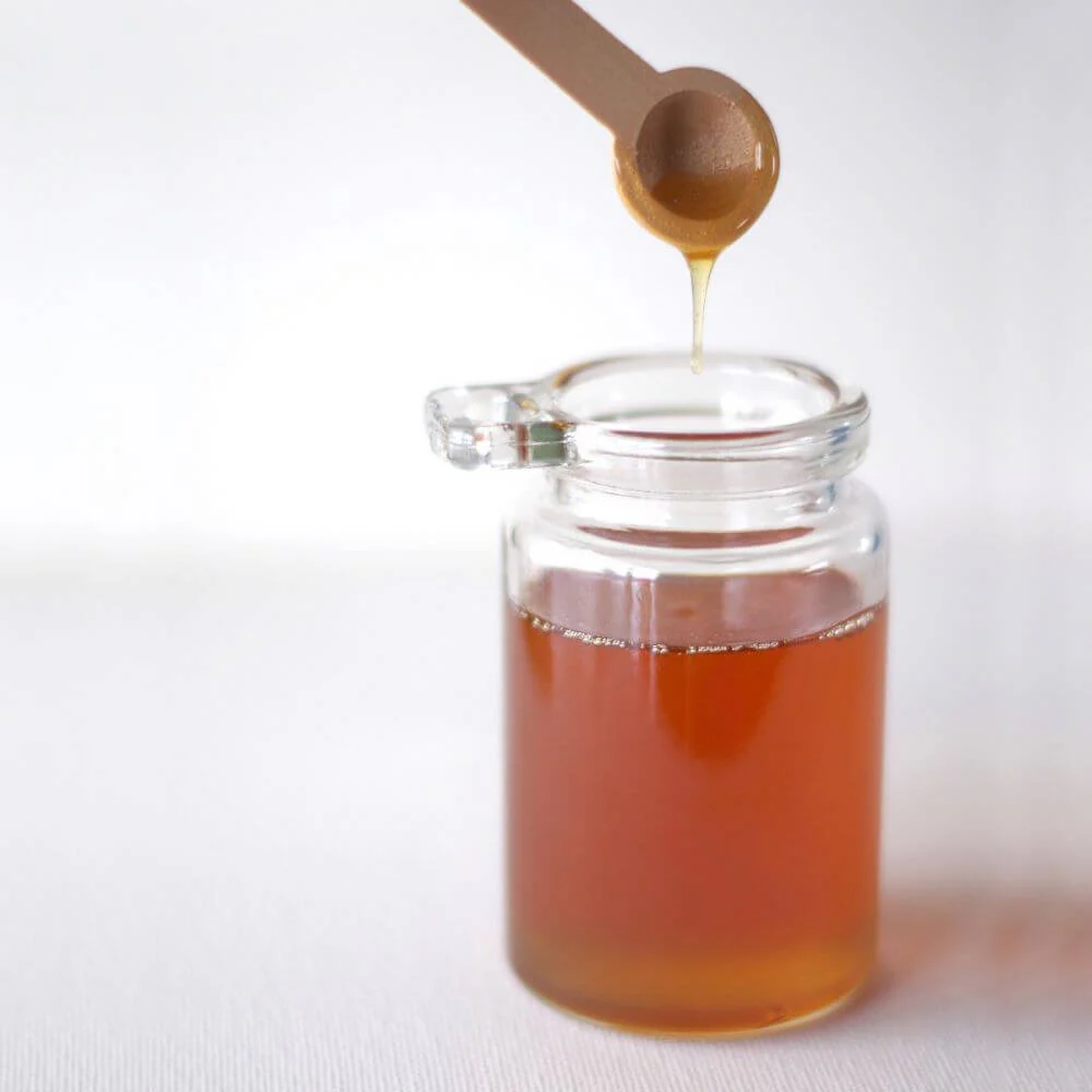 Rainy Day Foods Honey Powder 18 oz. #2.5 Can - 128 Servings - Image 4
