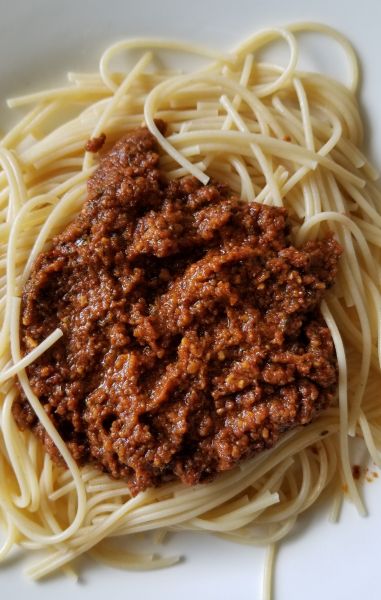 Rainy Day Foods Instant Sundried Tomato Pesto Sauce 14 oz. #2.5 Can - 36 Servings - Image 2