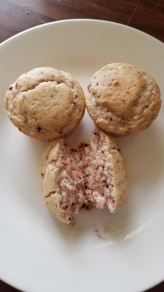 Rainy Day Foods Raspberry Nuggets (Imitation) 15 oz. #2.5 Can - 38 Servings - Image 2