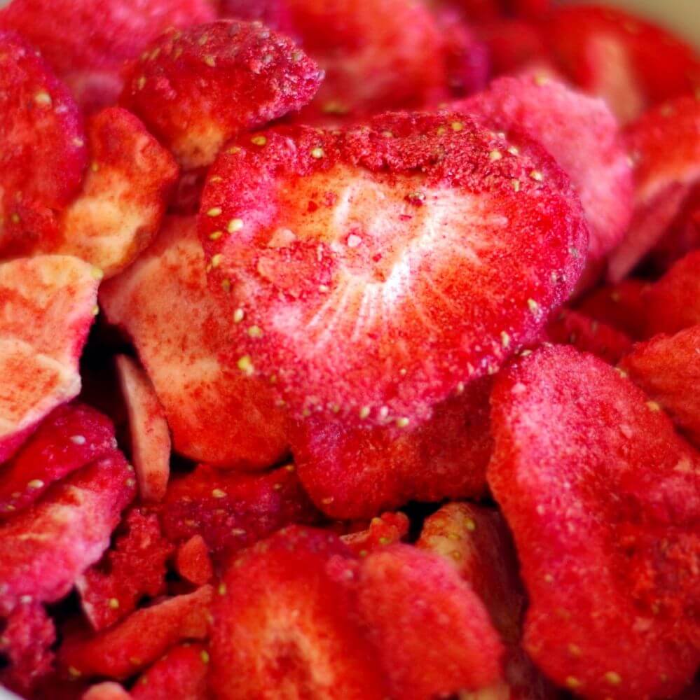 Rainy Day Foods Freeze-Dried Sliced Strawberries #2.5 Cans - 6 Pack - Image 2