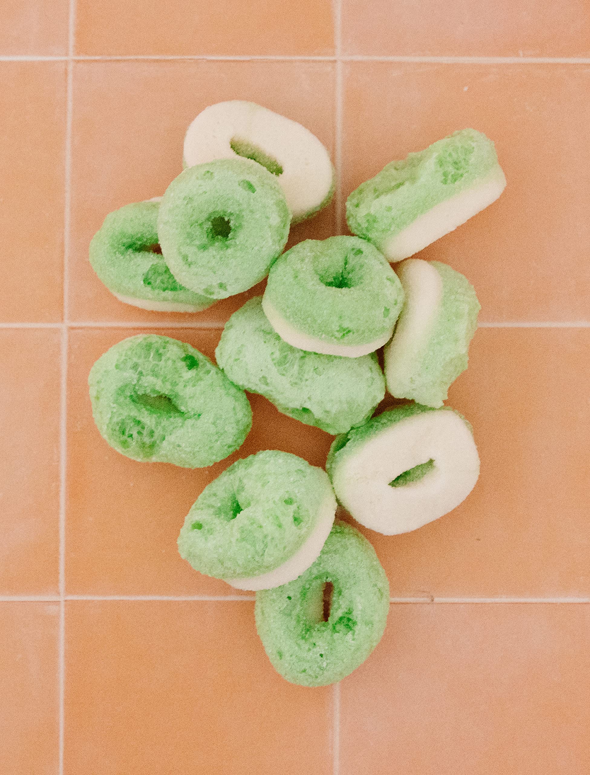 RJ Pantry Freeze-Dried Candy Apple Rings -14 oz Bag - Image 4