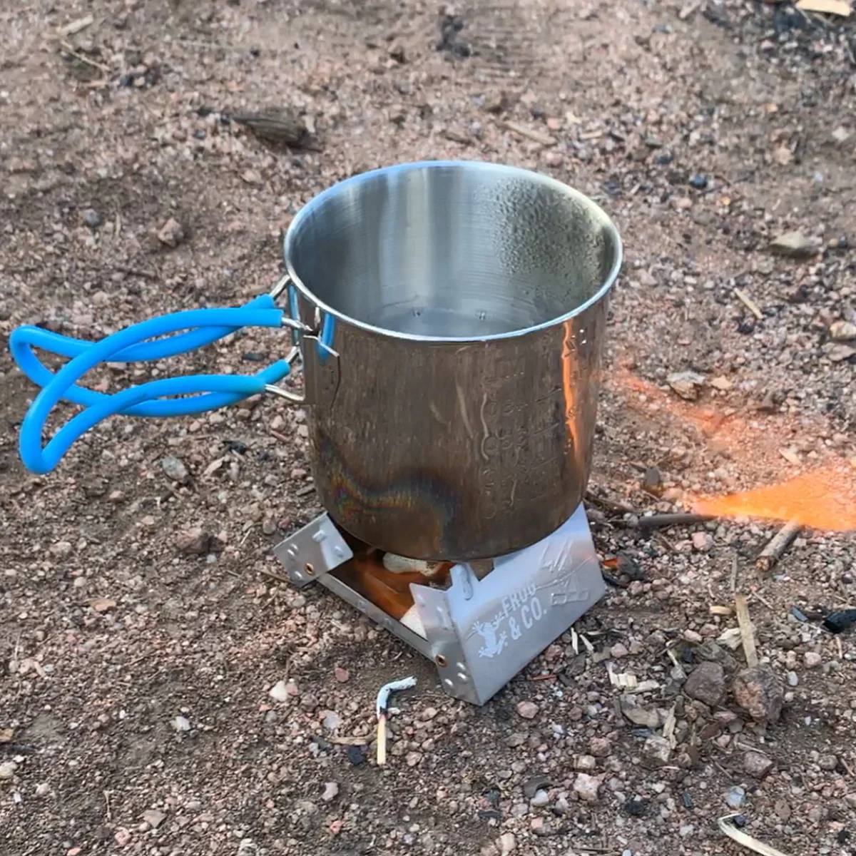 Pocket Stove with Smokeless Fuel Tablets - Image 4