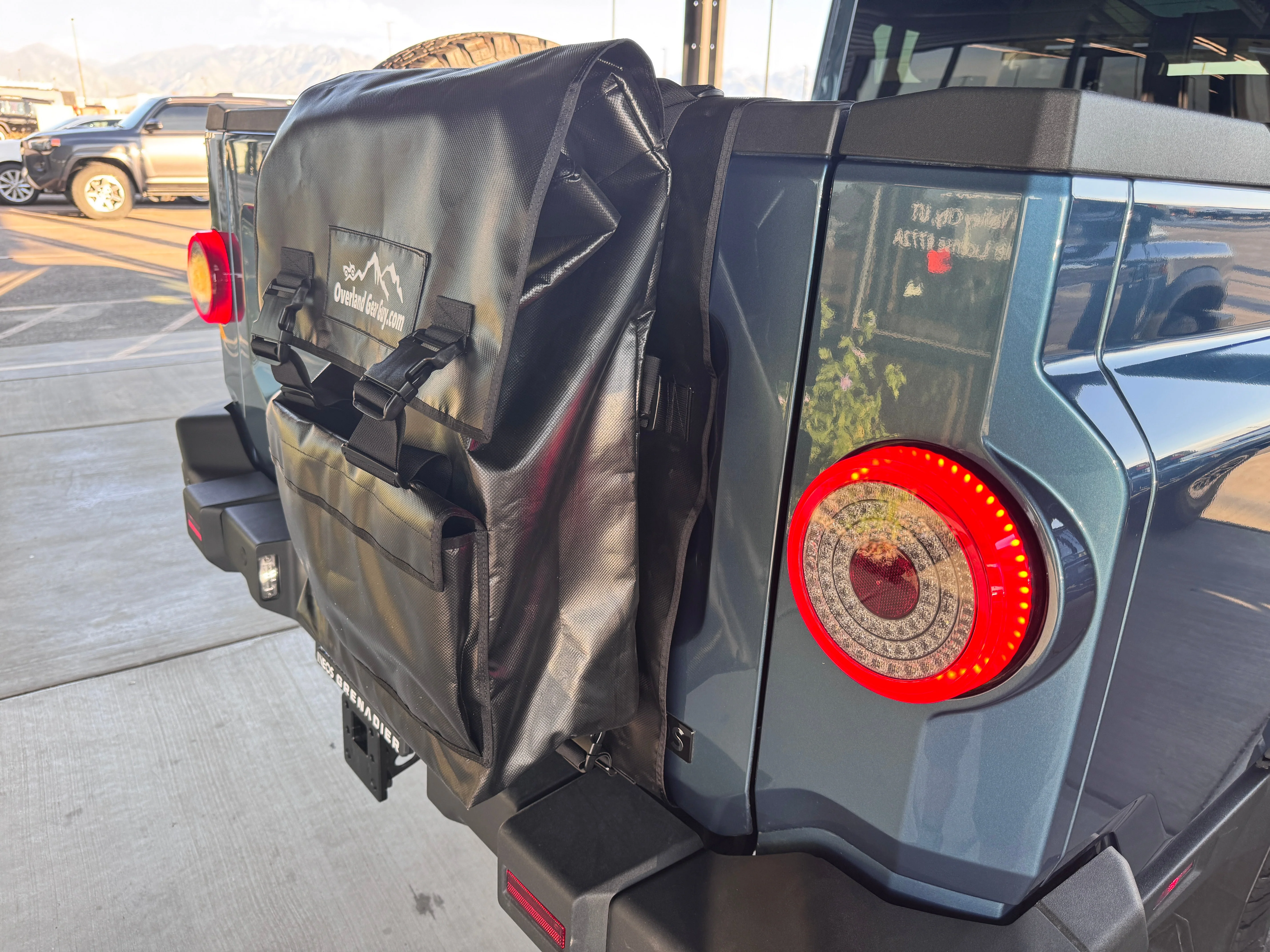 Tailgate Trash Bag Gladiator - Tacoma - Ram - Rivian -QuarterMaster - Image 10