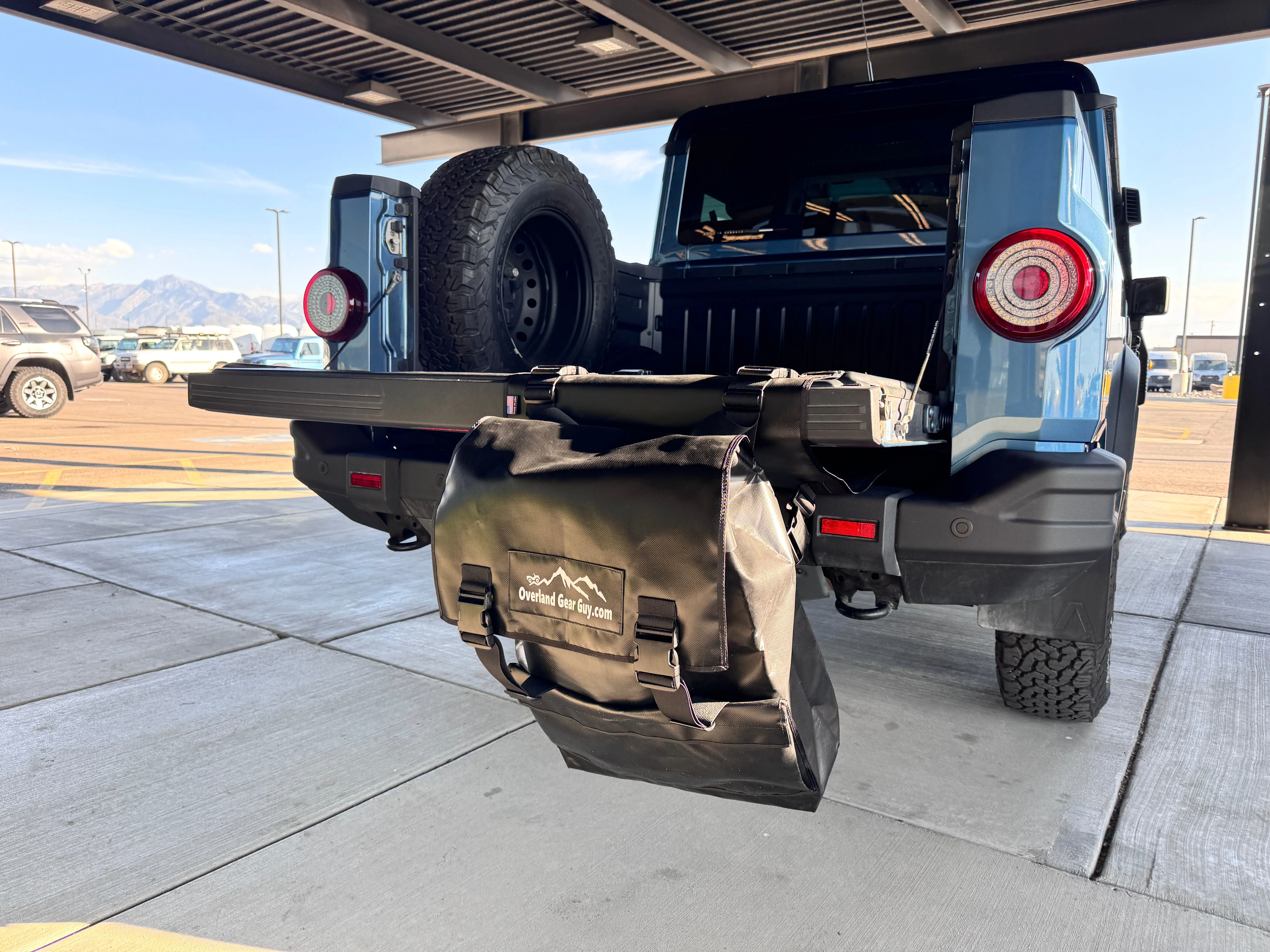 Tailgate Trash Bag Gladiator - Tacoma - Ram - Rivian -QuarterMaster - Image 14