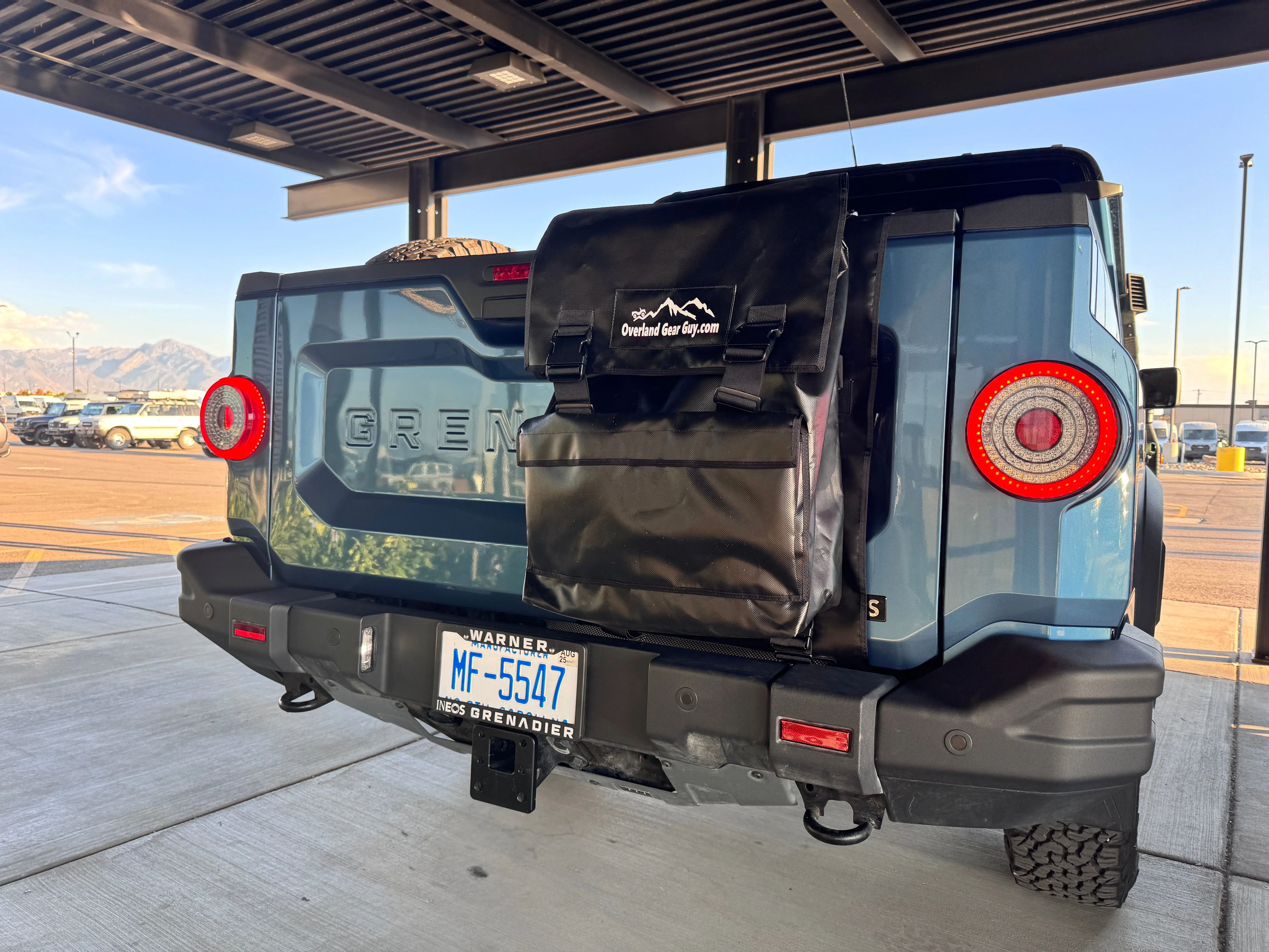 Tailgate Trash Bag Gladiator - Tacoma - Ram - Rivian -QuarterMaster - Image 7