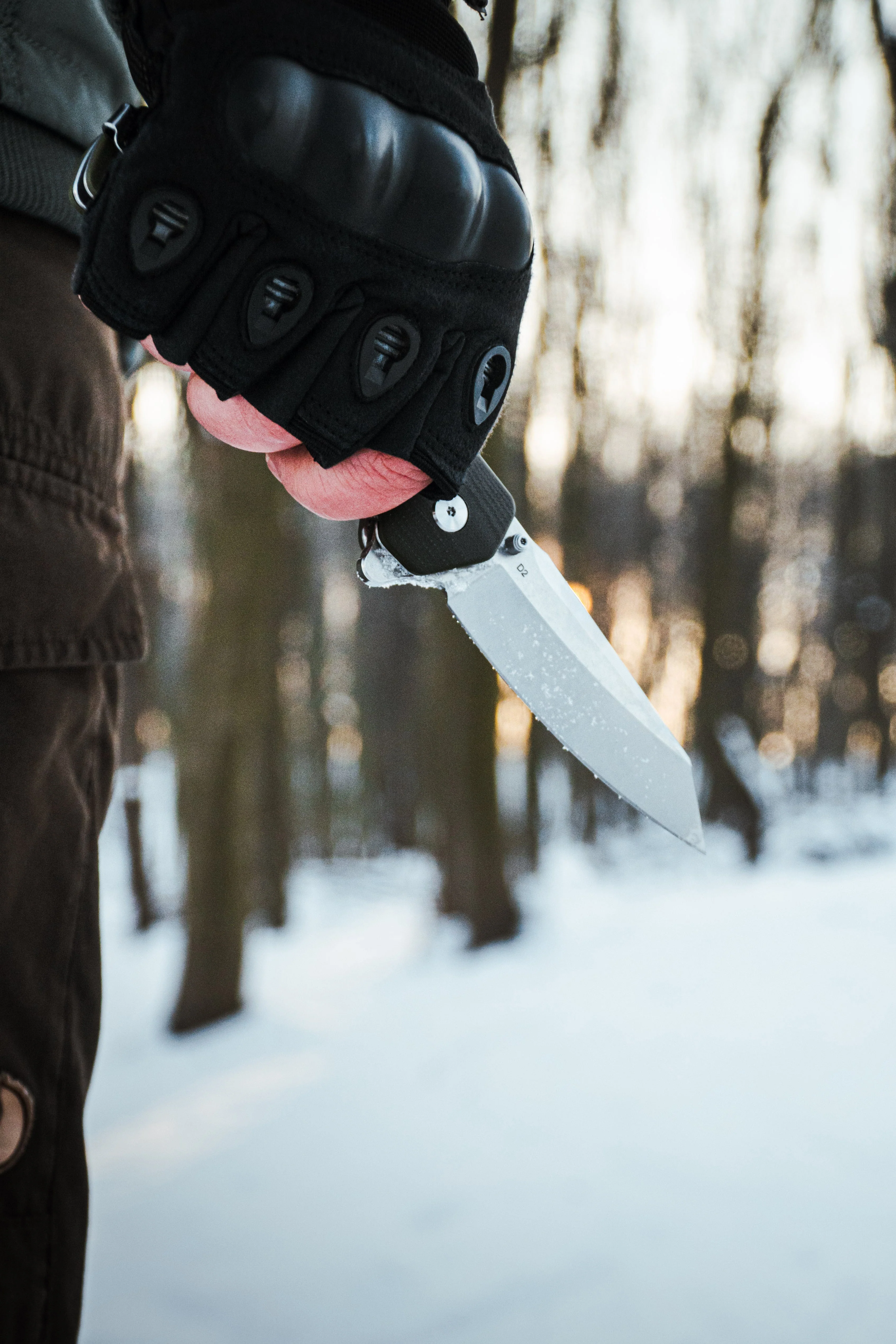 The Clip Point Folding Pocket Knife Giftset for Men and Women (Silver and Black) - Image 10