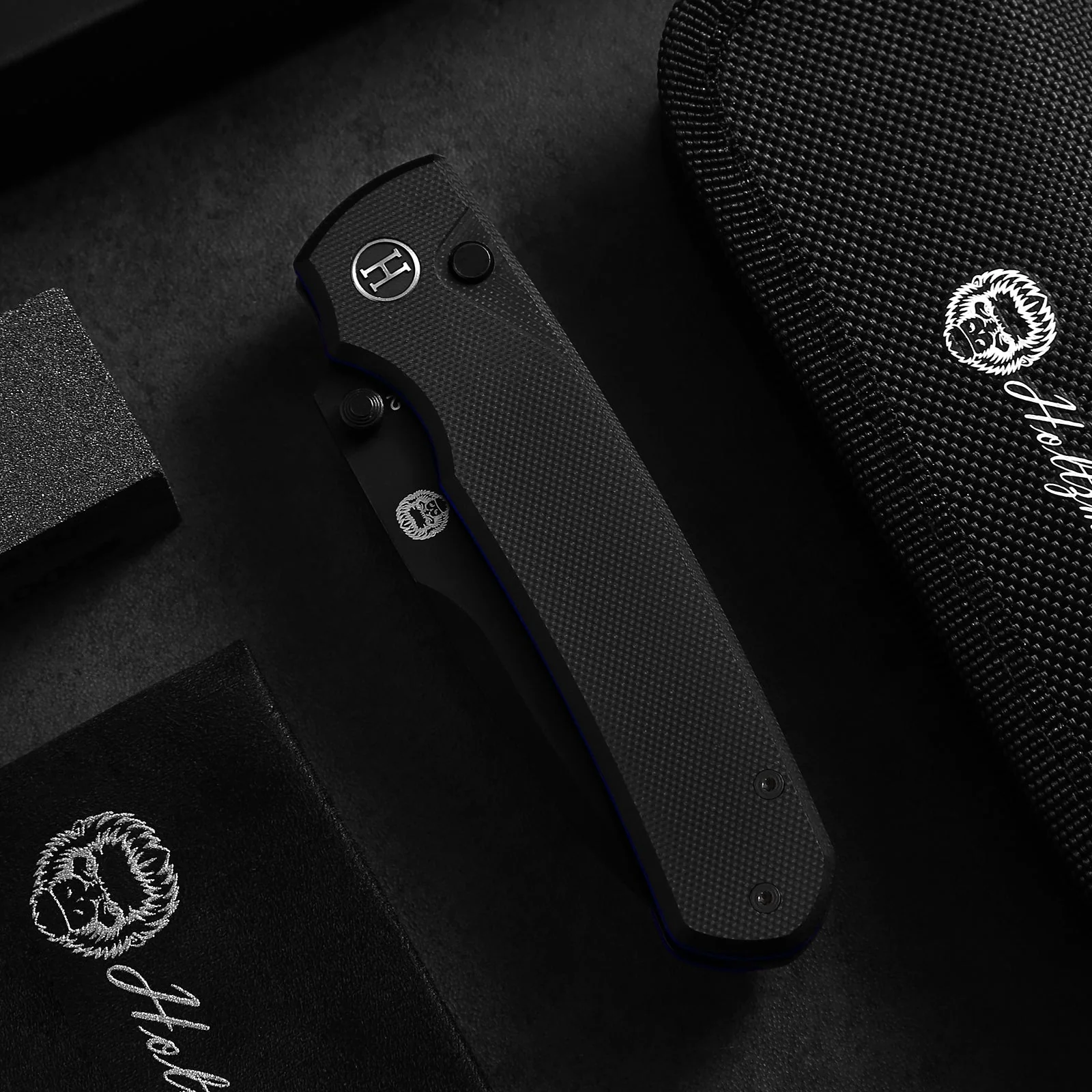 The Loyalist Folding Pocket Knife Giftset for Men and Women (Black and Blue) - Image 6