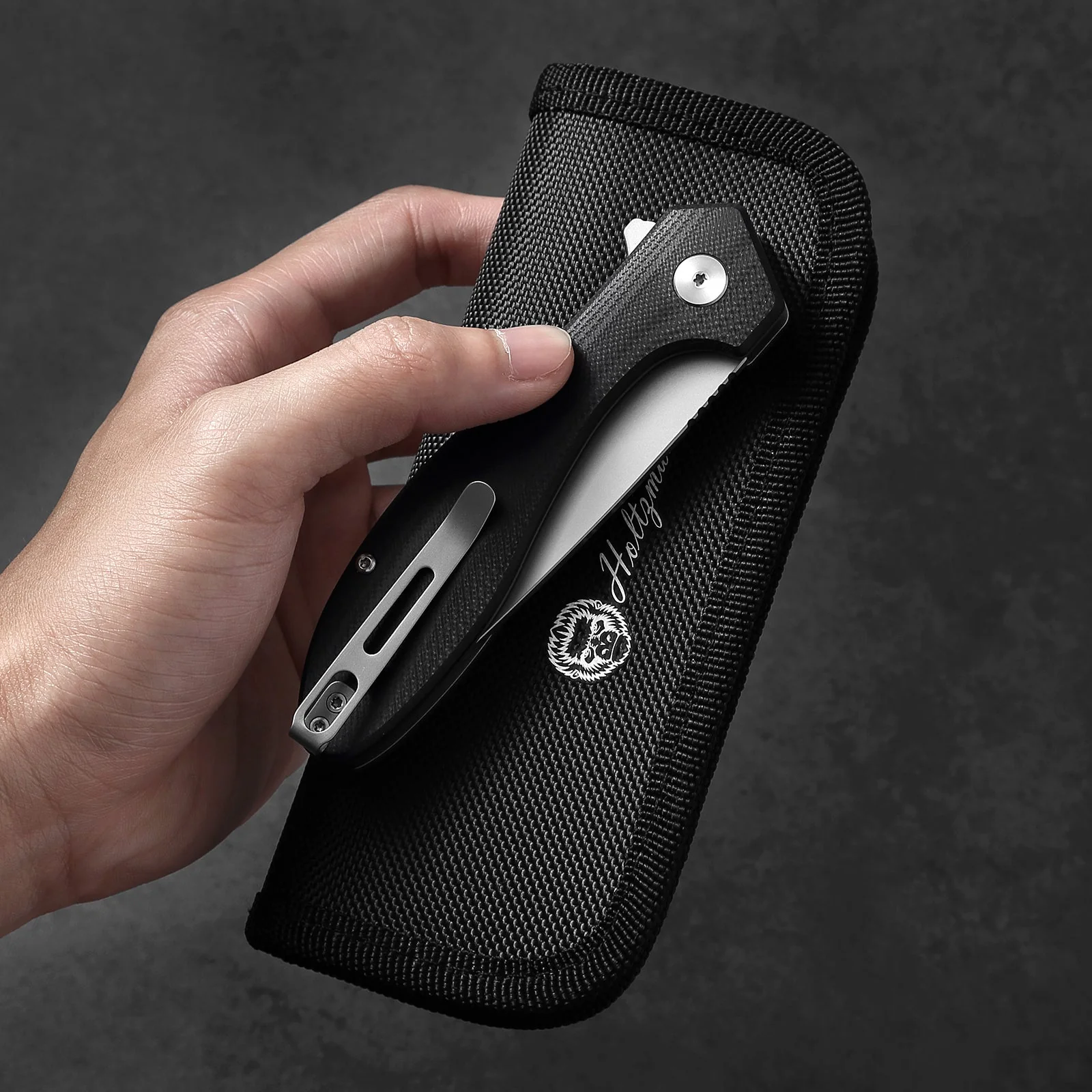 The Vector Folding Pocket Knife Giftset for Men and Women (Black and Silver) - Image 4