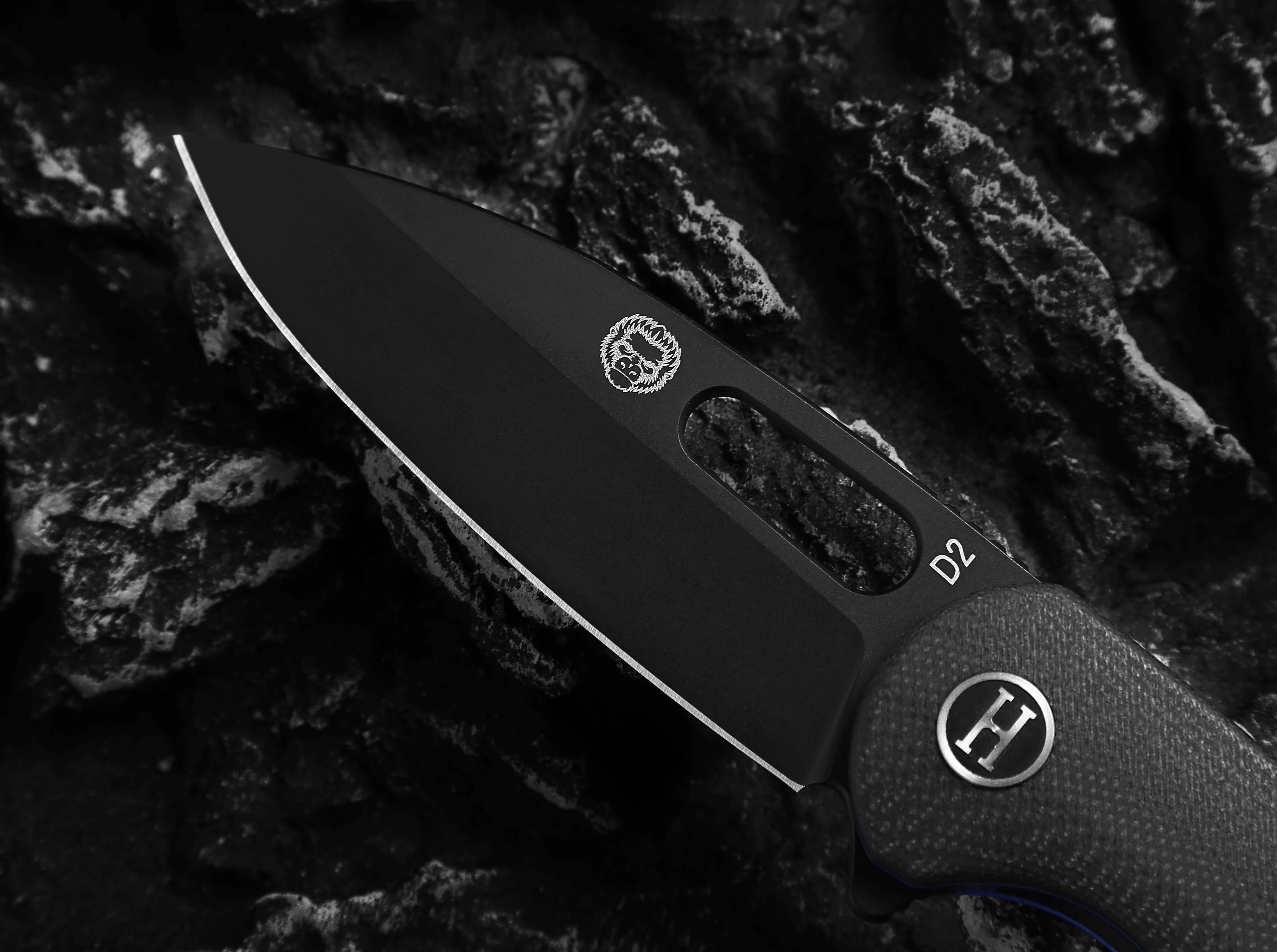 The Venture Point Folding Pocket Knife Giftset for Men and Women (Black and Blue) - Image 9