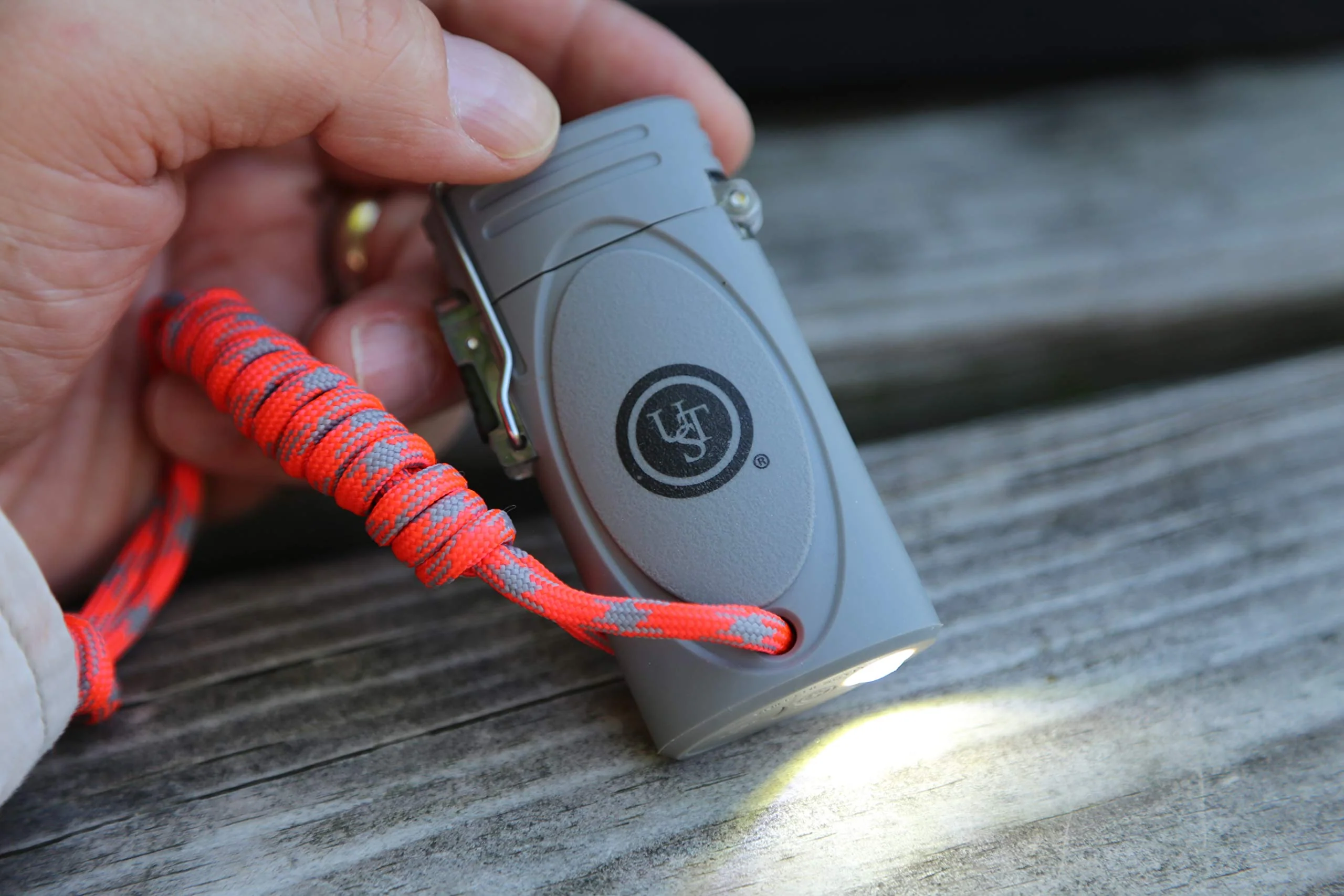 Ultimate Survival Technologies - TekFire LED Fuel-Free Lighter - Image 6